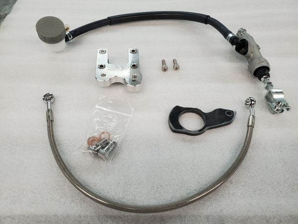 A set of parts that include the brake hose, and other accessories.